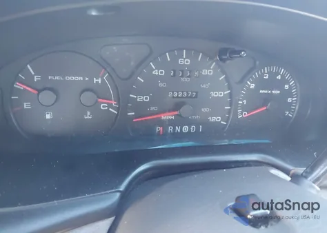 2002 Mercury Sable Gs from USA, damaged, VIN 1MEFM50U12A601542